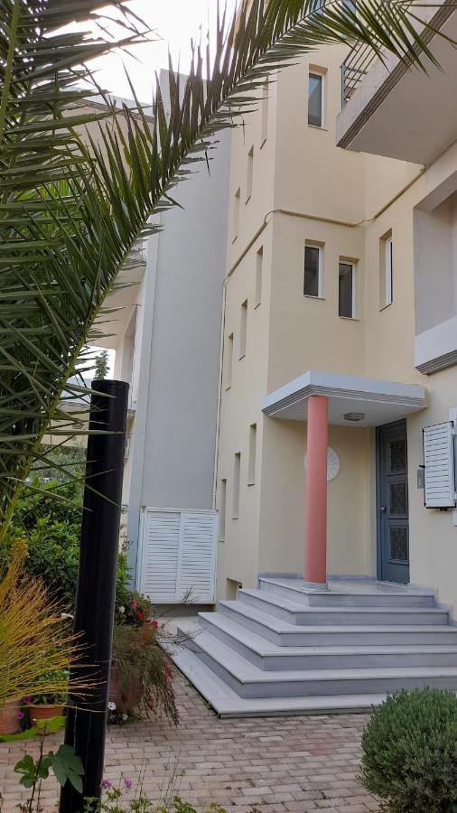 Akrata Rose Garden Apartments I Paralia Akratas ภายนอก รูปภาพ