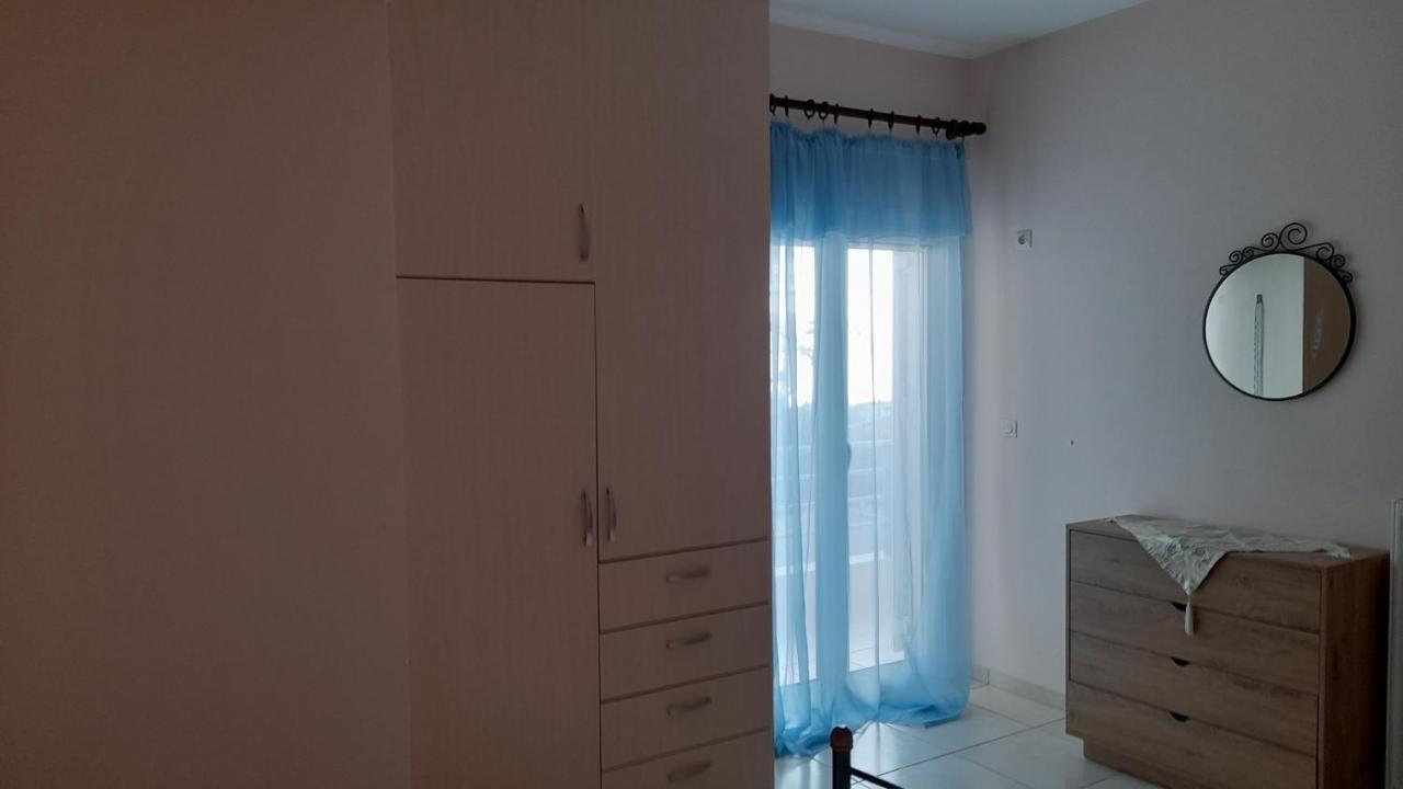 Akrata Rose Garden Apartments I Paralia Akratas ภายนอก รูปภาพ